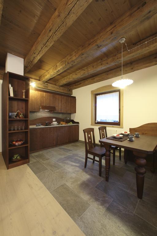 Zoncolan Apartments Sutrio Phòng bức ảnh